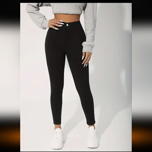 3/$30 Black High-Waisted Jeans - Picture 1 of 7